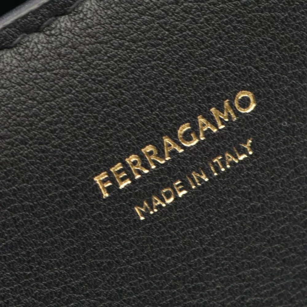 Salvatore Ferragamo Handbag Black HUG Leather - Picture 4 of 4